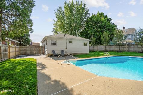 145 Ramsey Place Albany NY 12209