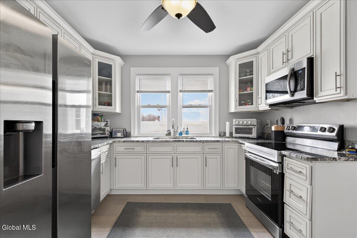 36 Frost Place Albany NY 12205