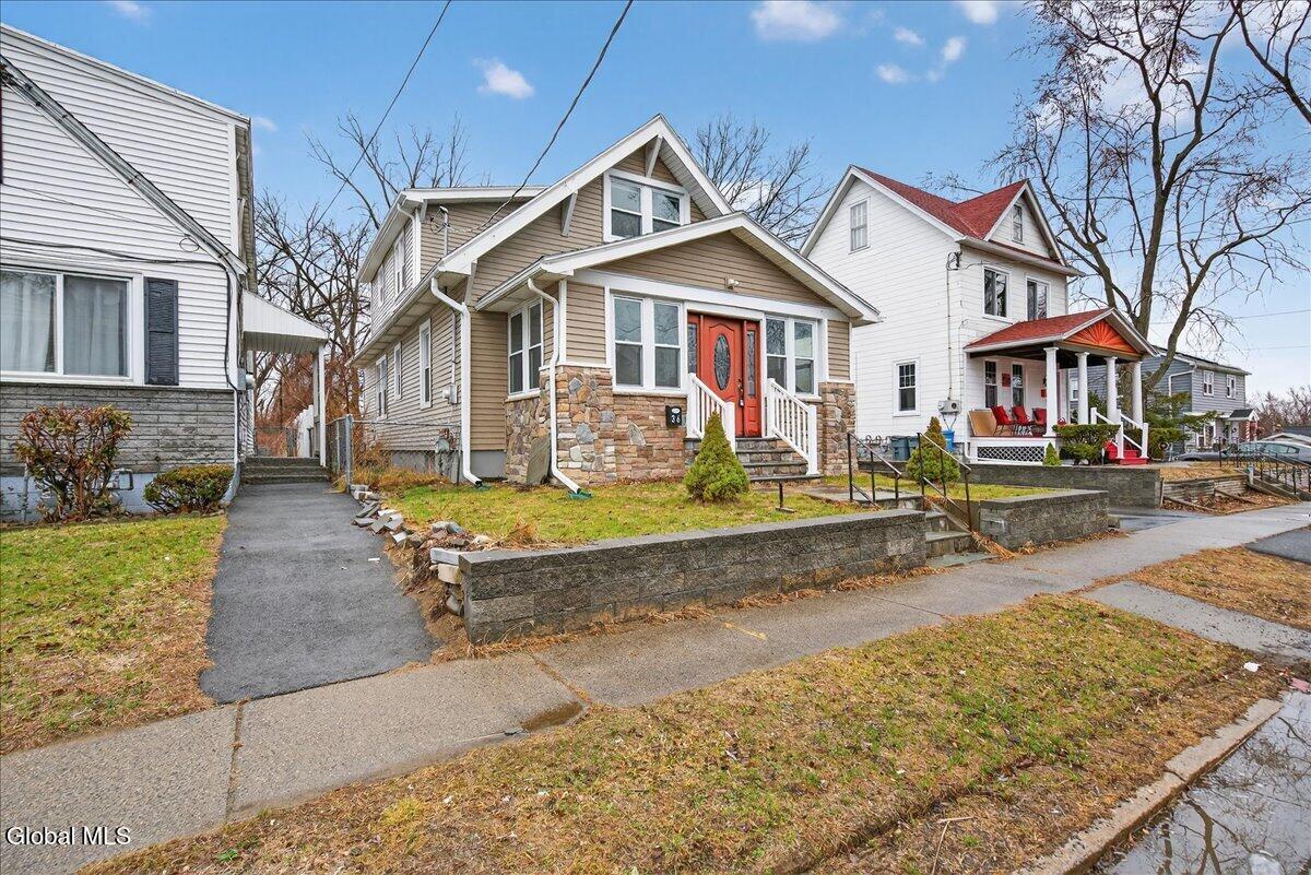 36 Frost Place Albany NY 12205