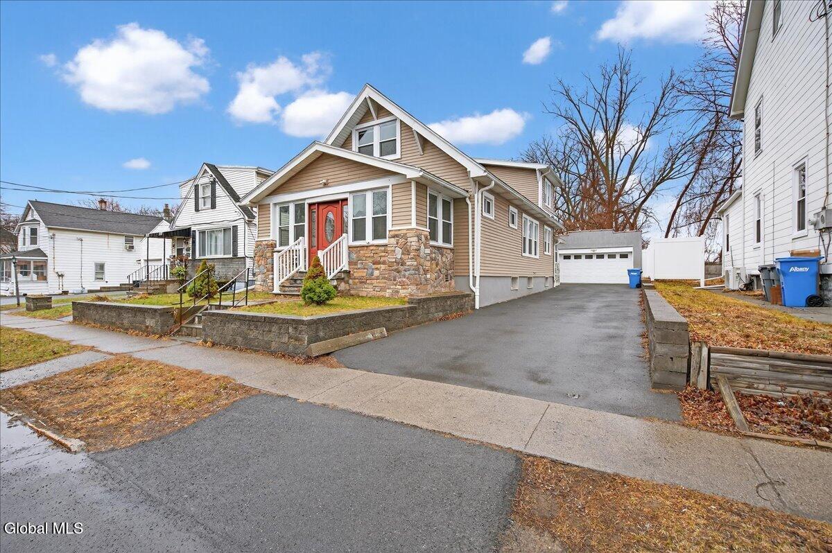 36 Frost Place Albany NY 12205