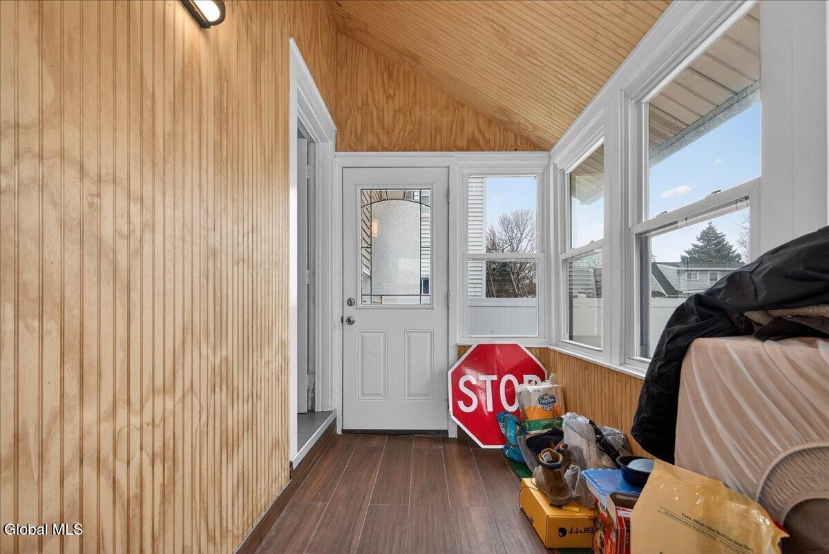 36 Frost Place Albany NY 12205