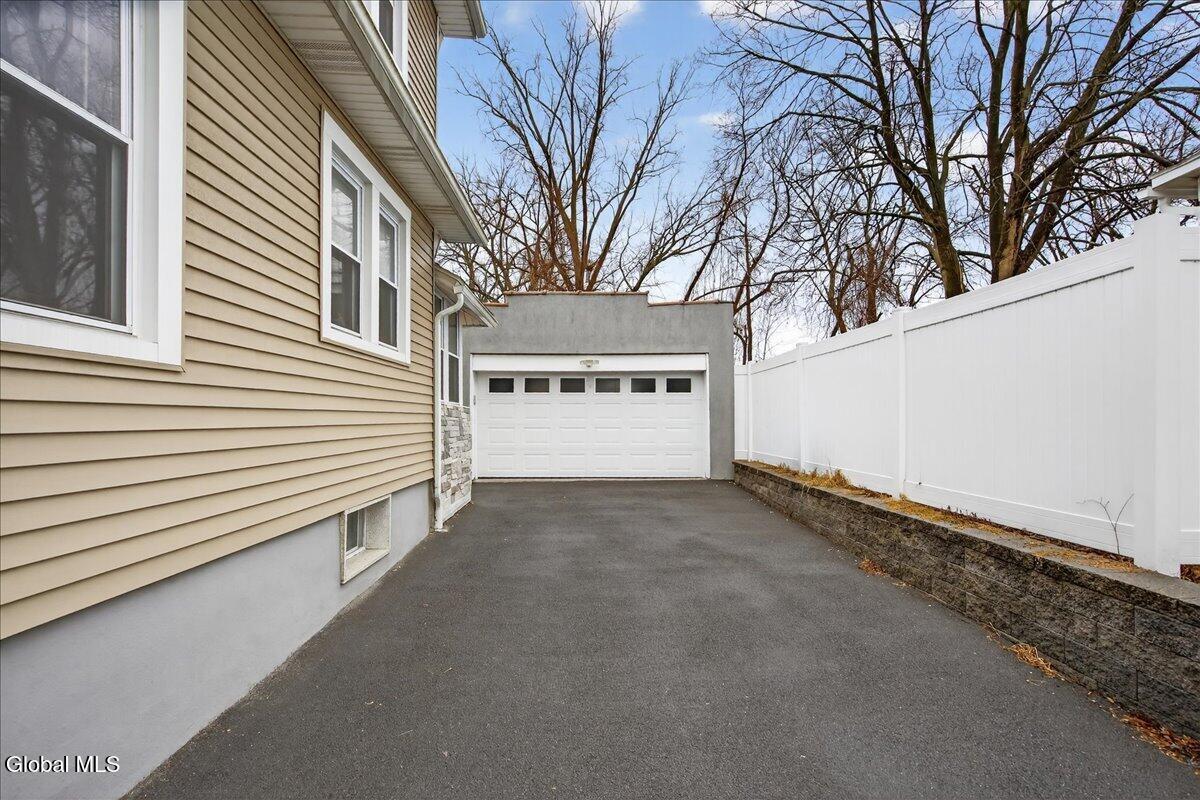 36 Frost Place Albany NY 12205