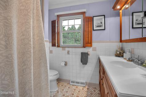 15 Walter Drive Saratoga Springs NY 12866