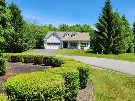 14 Westfall Court Averill Park NY 12018