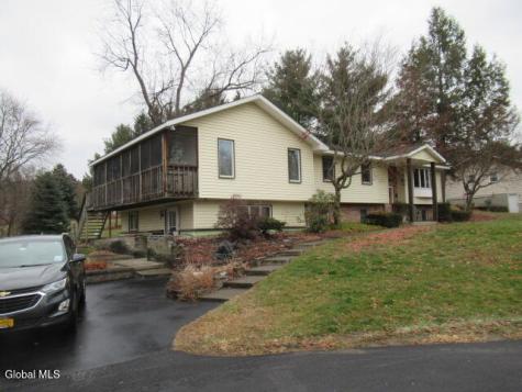 17 Holland Lane Castleton On Hudson NY 12033