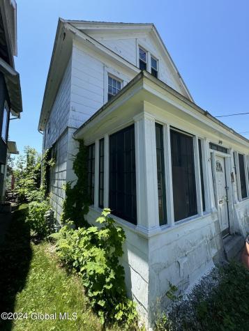 349 Manning Boulevard Albany NY 12206