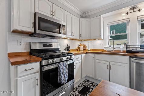31 Ash Street Saratoga Springs NY 12866