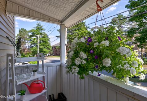 31 Ash Street Saratoga Springs NY 12866