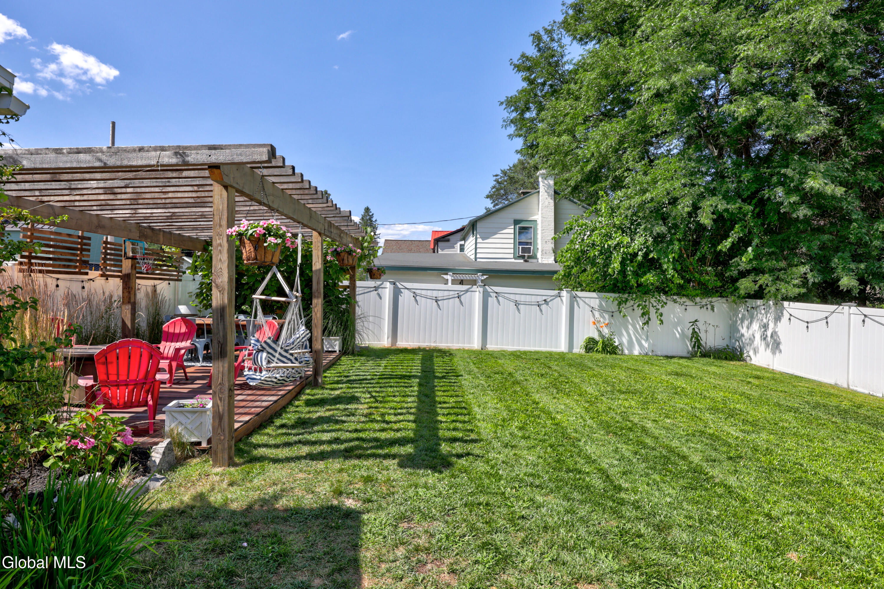 31 Ash Street Saratoga Springs NY 12866