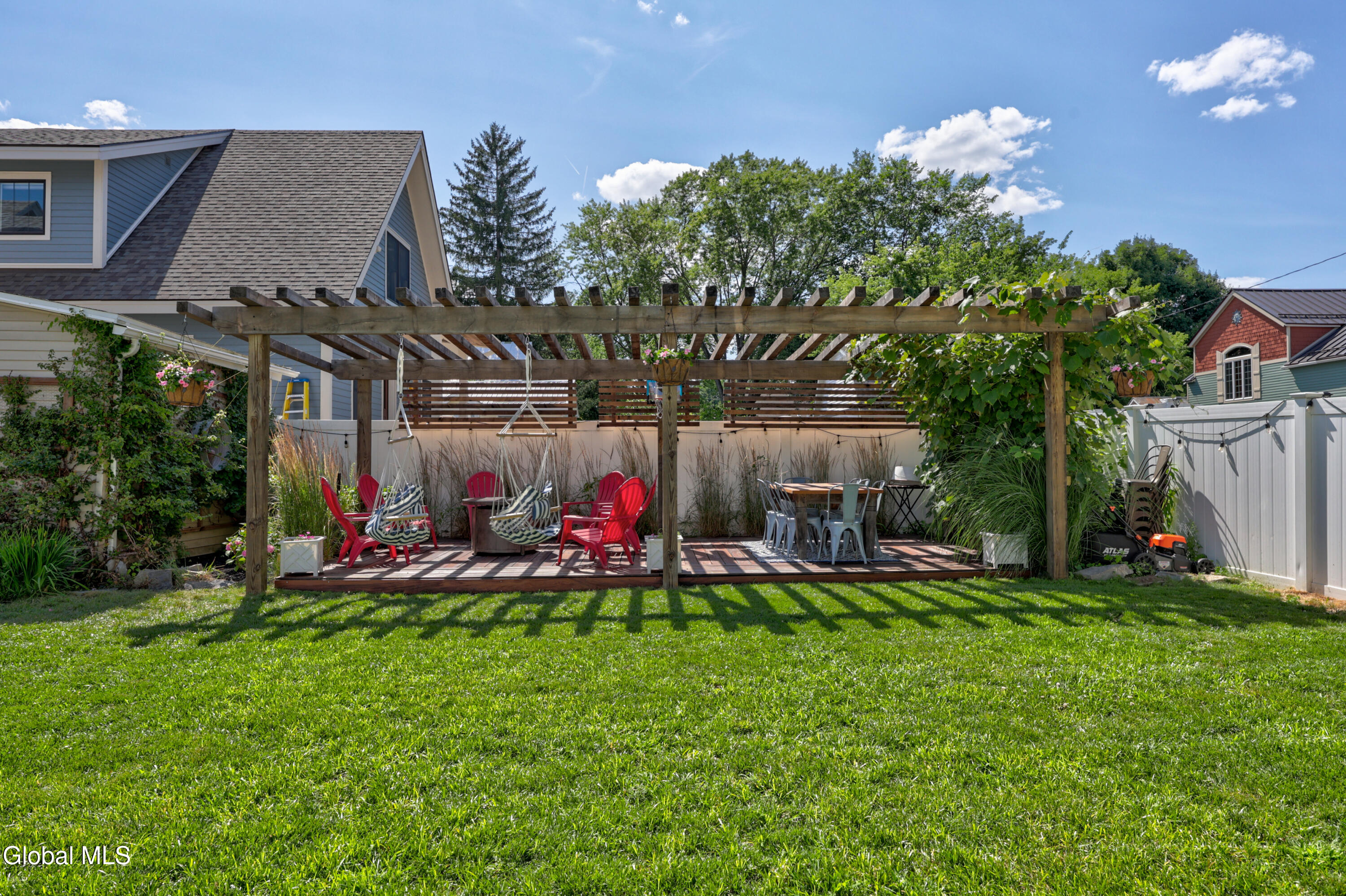 31 Ash Street Saratoga Springs NY 12866