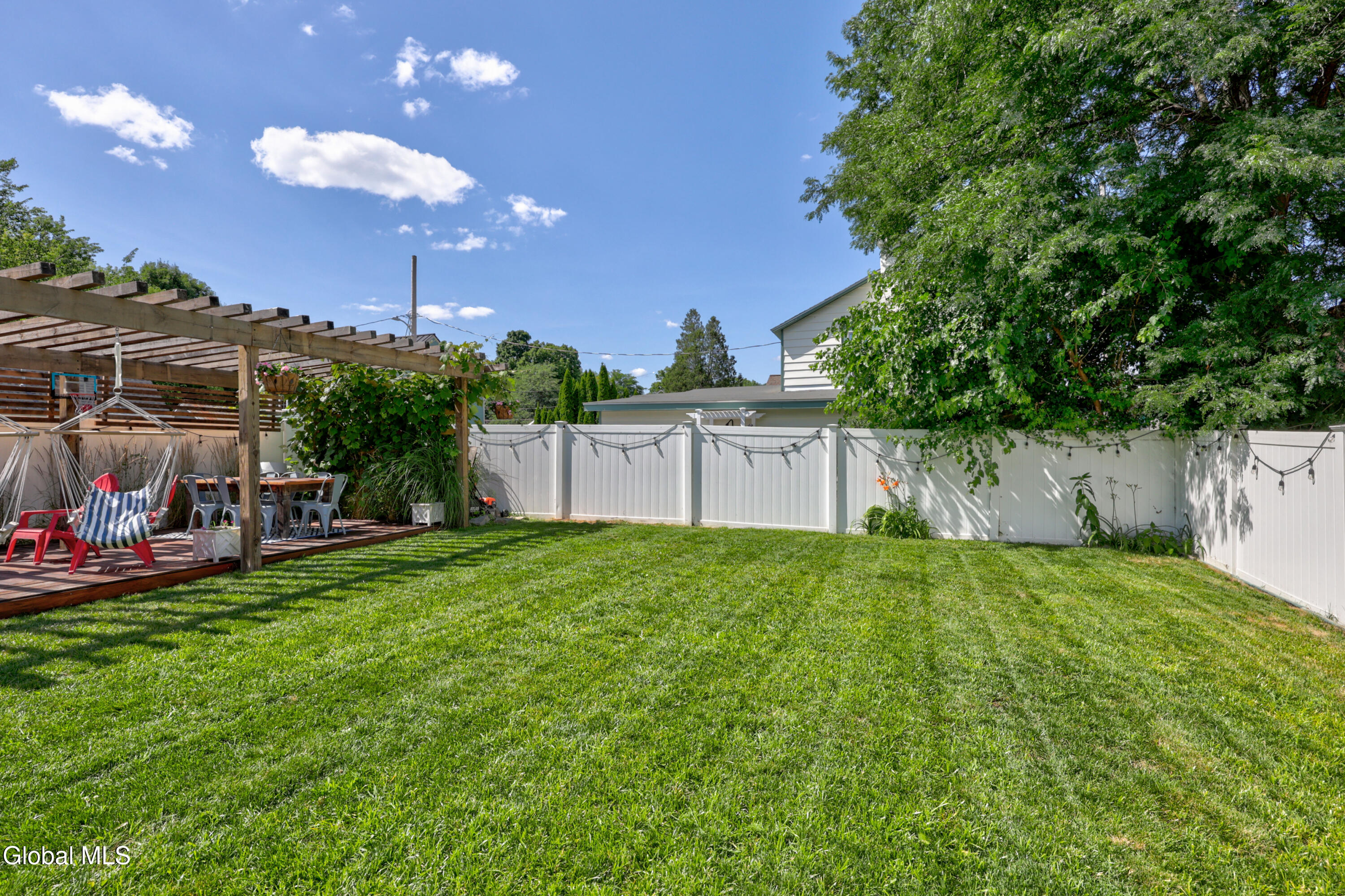 31 Ash Street Saratoga Springs NY 12866