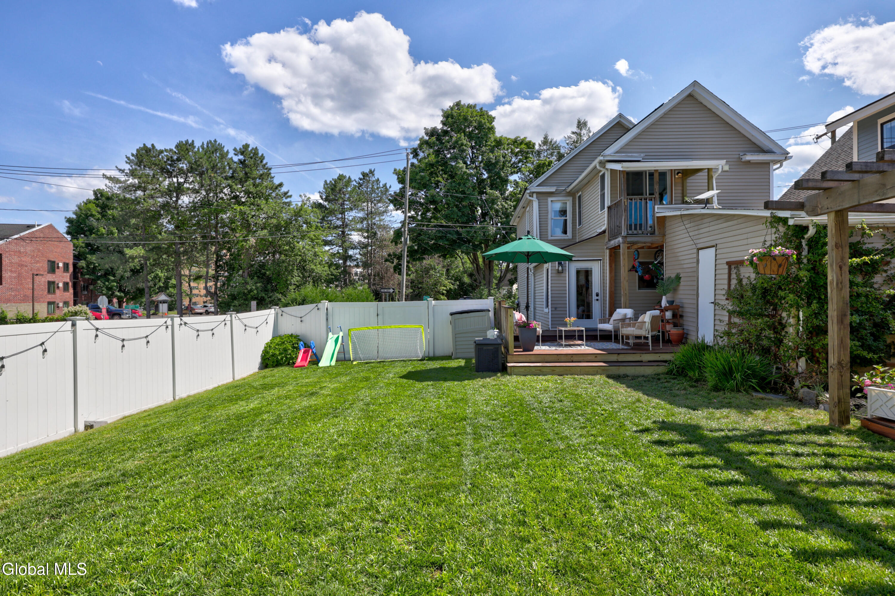 31 Ash Street Saratoga Springs NY 12866