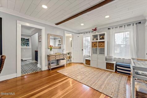 31 Ash Street Saratoga Springs NY 12866