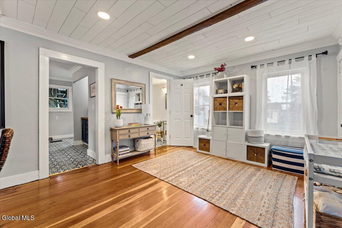 31 Ash Street Saratoga Springs NY 12866