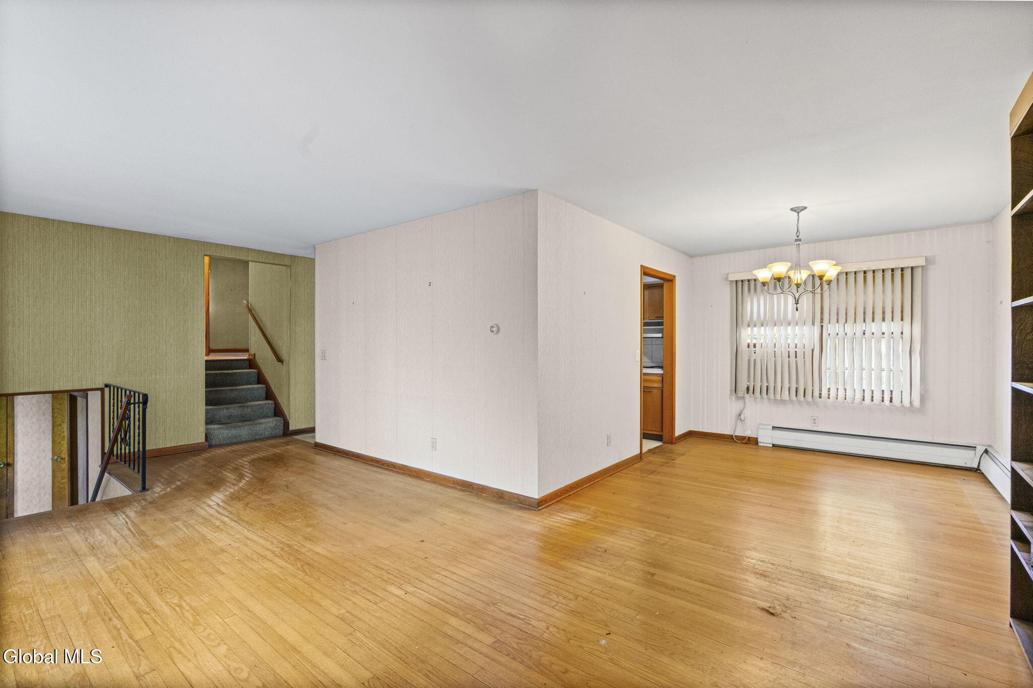 27 Eva Street Latham NY 12110