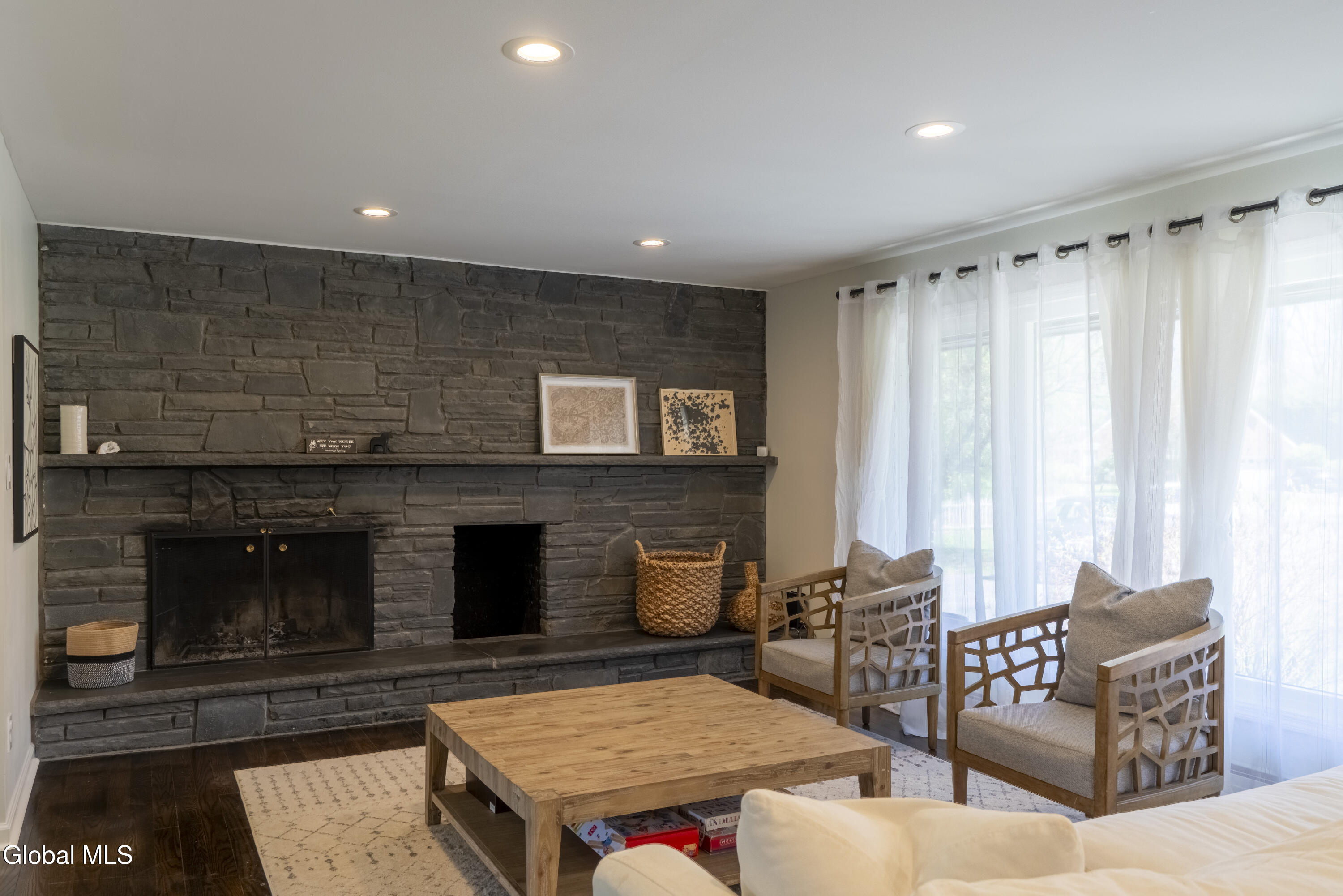 15 Roberts Lane Saratoga Springs NY 12866