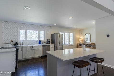 15 Roberts Lane Saratoga Springs NY 12866