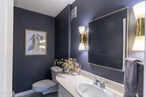 15 Roberts Lane Saratoga Springs NY 12866