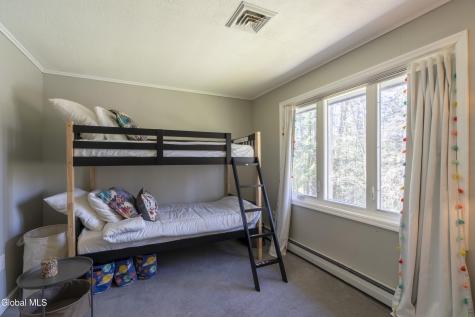15 Roberts Lane Saratoga Springs NY 12866
