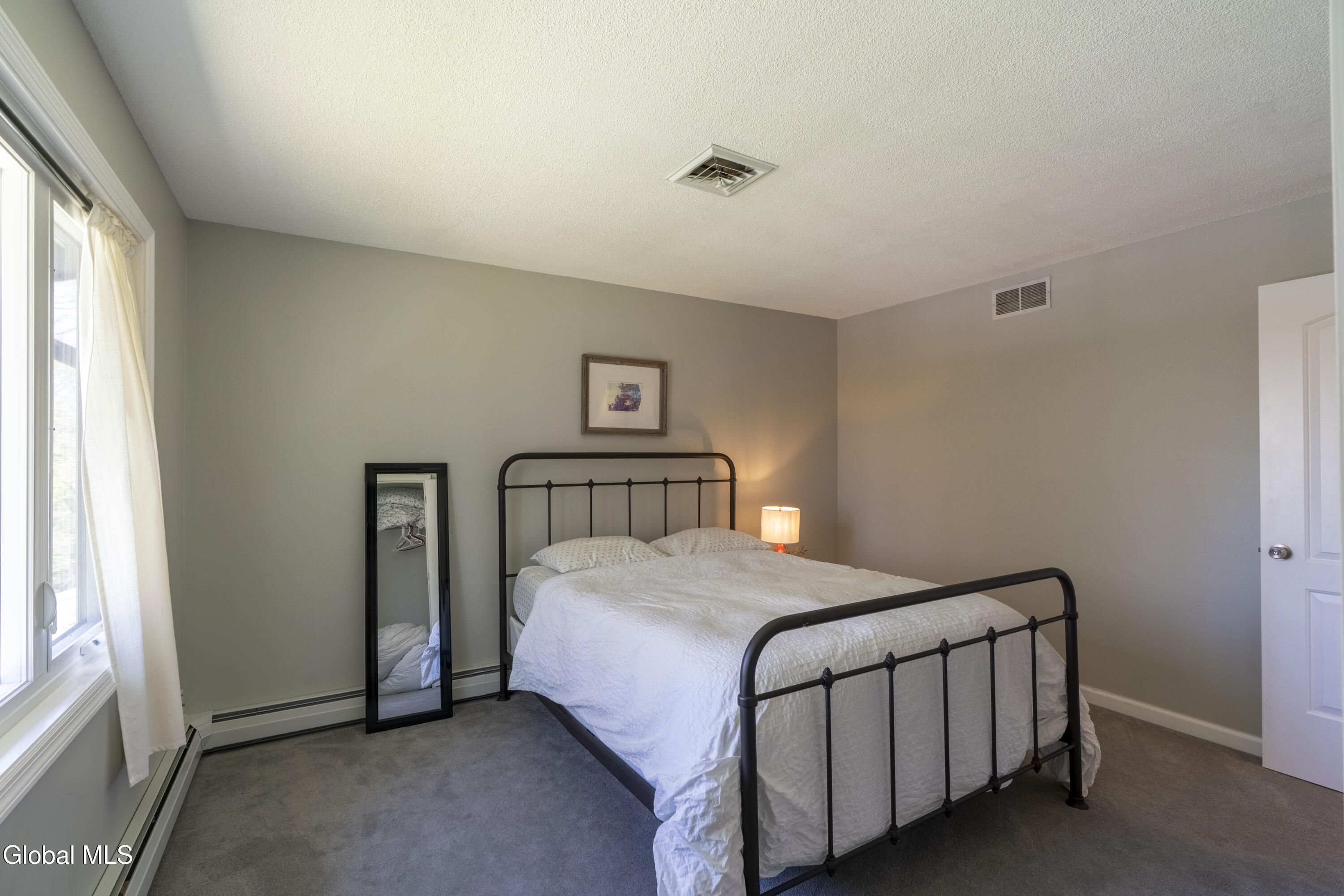 15 Roberts Lane Saratoga Springs NY 12866