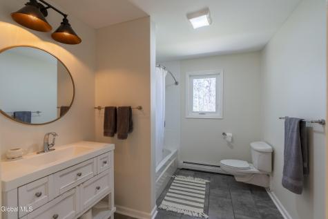 15 Roberts Lane Saratoga Springs NY 12866