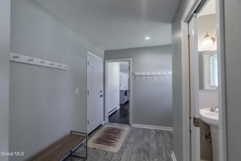 15 Roberts Lane Saratoga Springs NY 12866