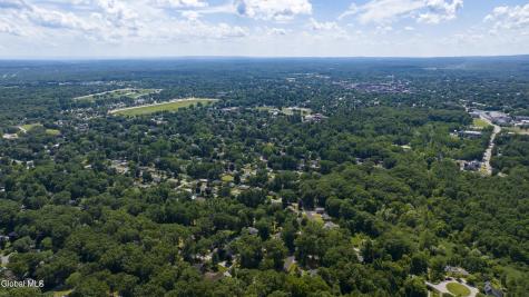 15 Roberts Lane Saratoga Springs NY 12866