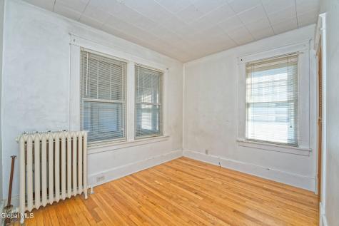 44 Carlton Avenue Cohoes NY 12047