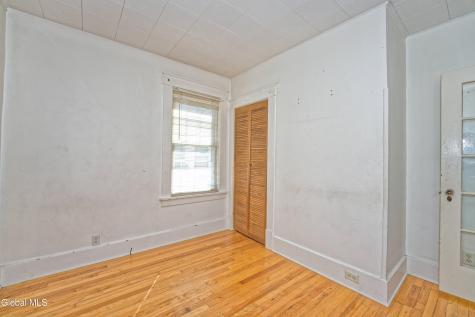 44 Carlton Avenue Cohoes NY 12047