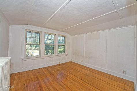 44 Carlton Avenue Cohoes NY 12047