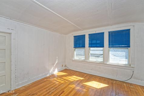 44 Carlton Avenue Cohoes NY 12047