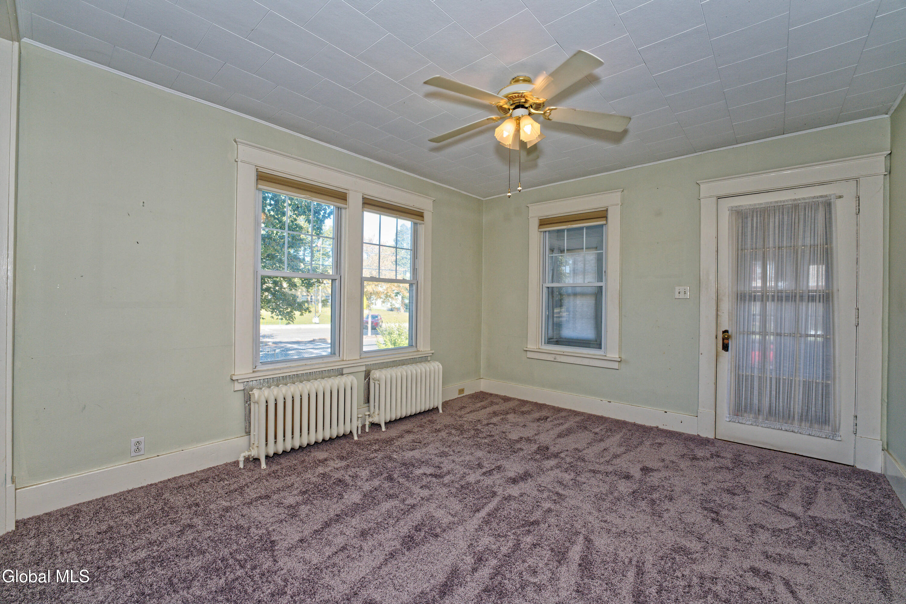 44 Carlton Avenue Cohoes NY 12047