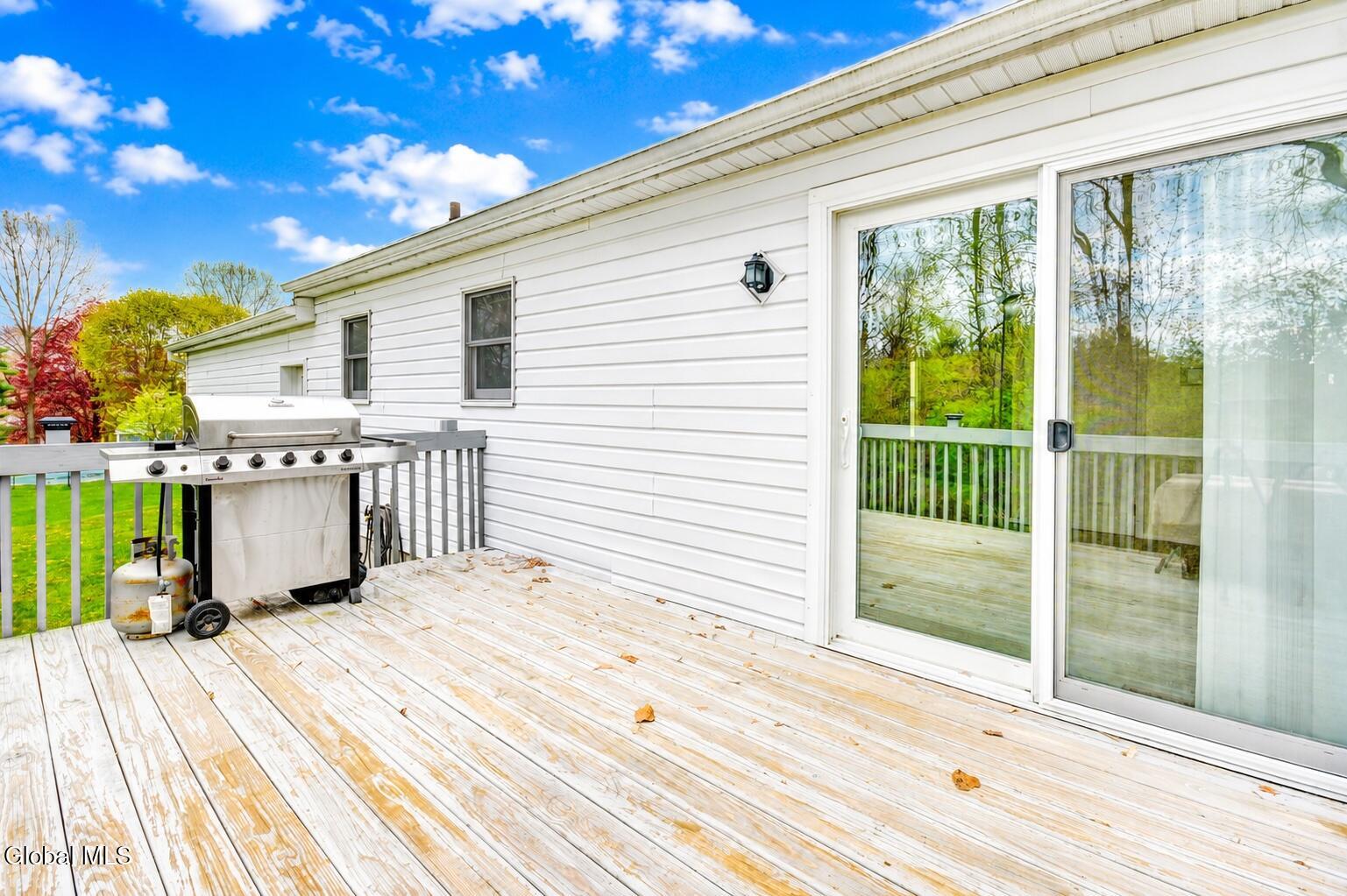 4 Falcon Crest Drive Johnstown NY 12095