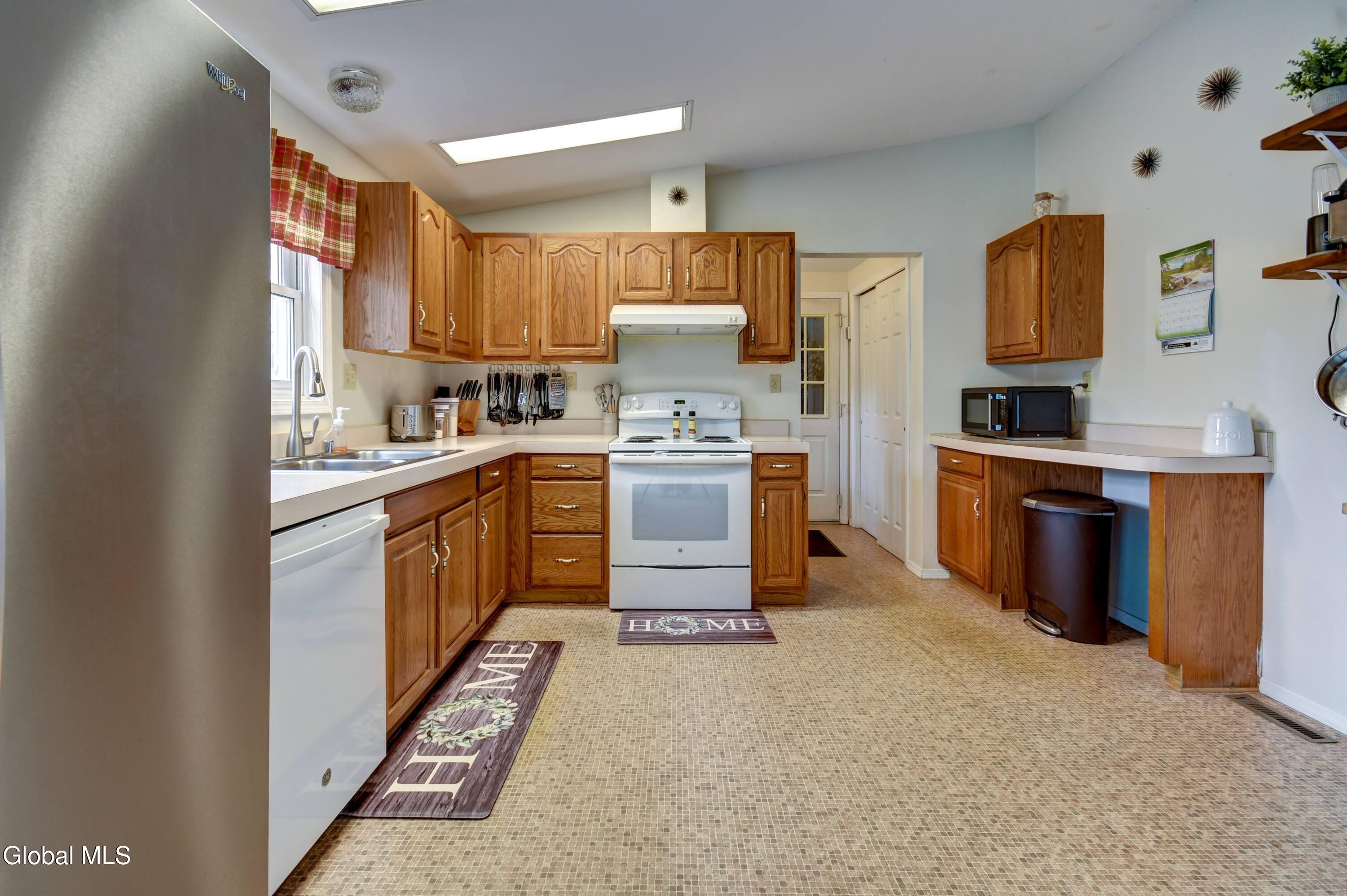 4 Falcon Crest Drive Johnstown NY 12095