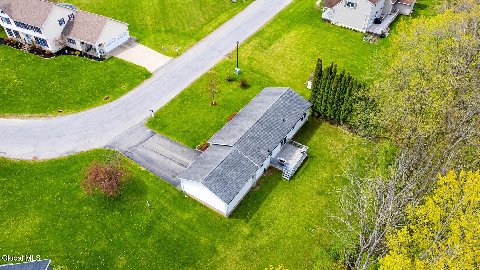 4 Falcon Crest Drive Johnstown NY 12095