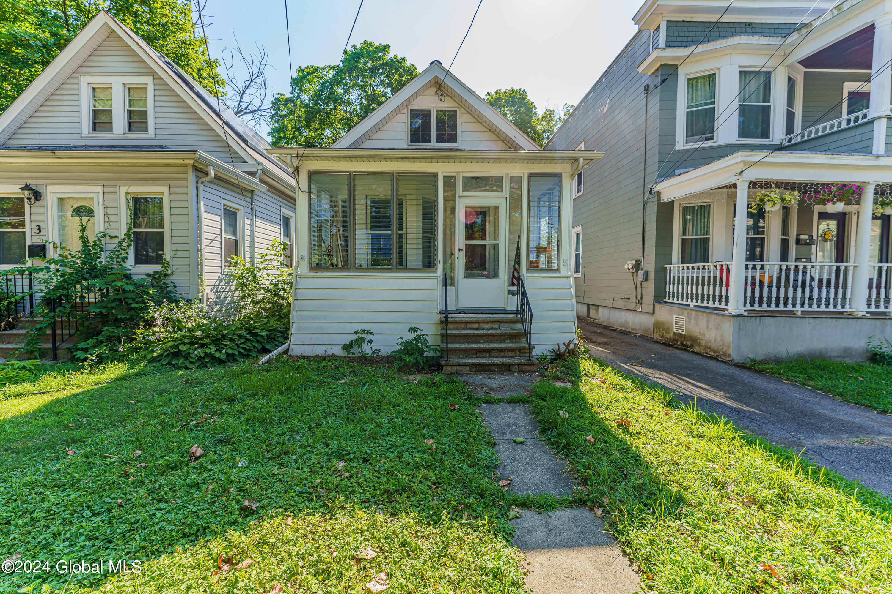 5 Alden Avenue Albany NY 12209