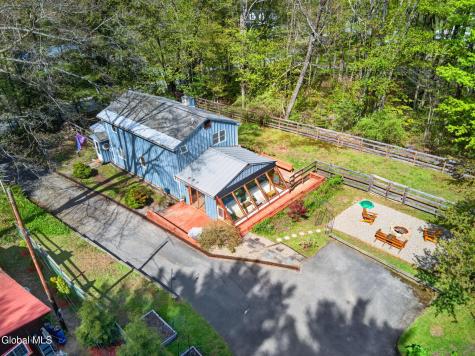 5647 Lake Road Galway NY 12074