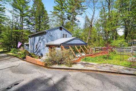 5647 Lake Road Galway NY 12074