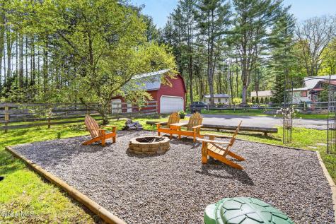 5647 Lake Road Galway NY 12074
