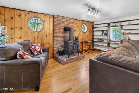 5647 Lake Road Galway NY 12074