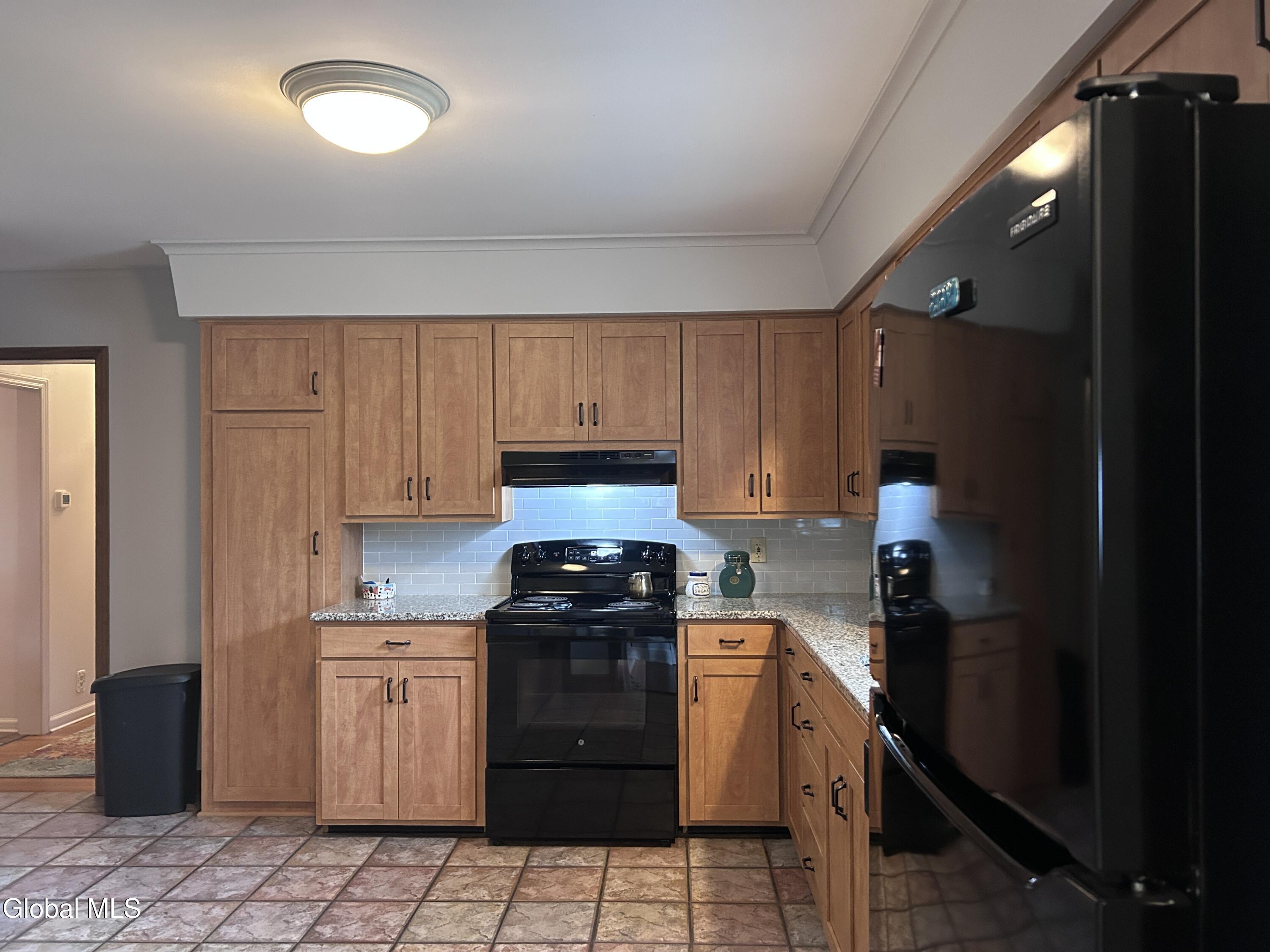 1737 Lexington Parkway Niskayuna NY 12309