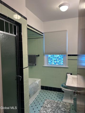 1737 Lexington Parkway Niskayuna NY 12309