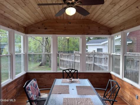 1737 Lexington Parkway Niskayuna NY 12309