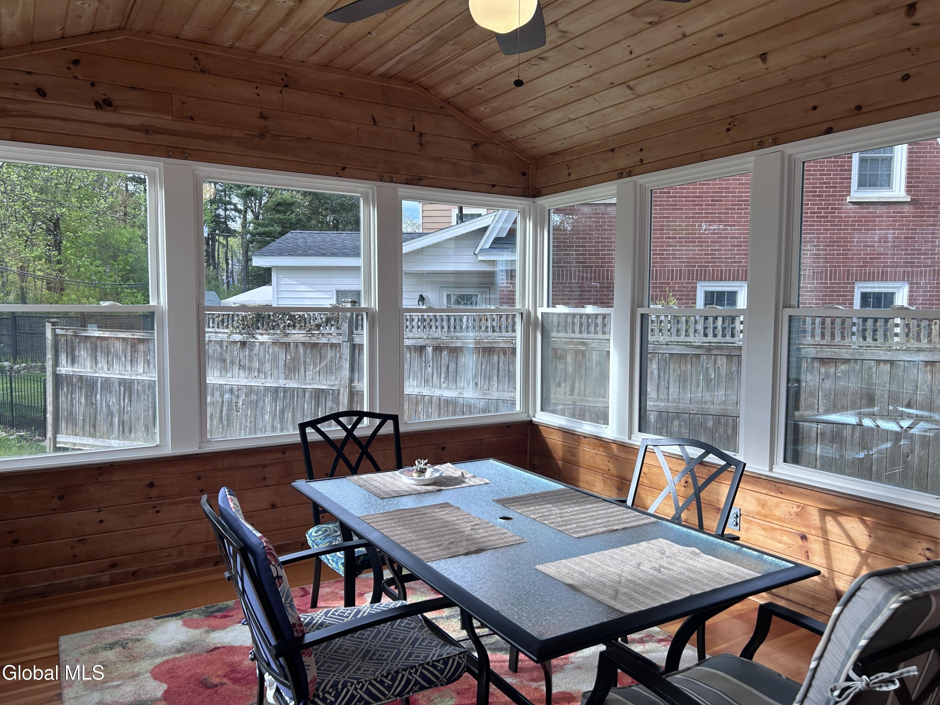 1737 Lexington Parkway Niskayuna NY 12309