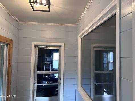 1737 Lexington Parkway Niskayuna NY 12309