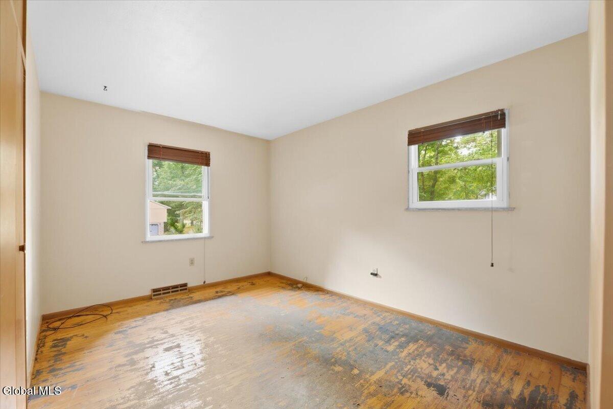 20 Linden Court Clifton Park NY 12065