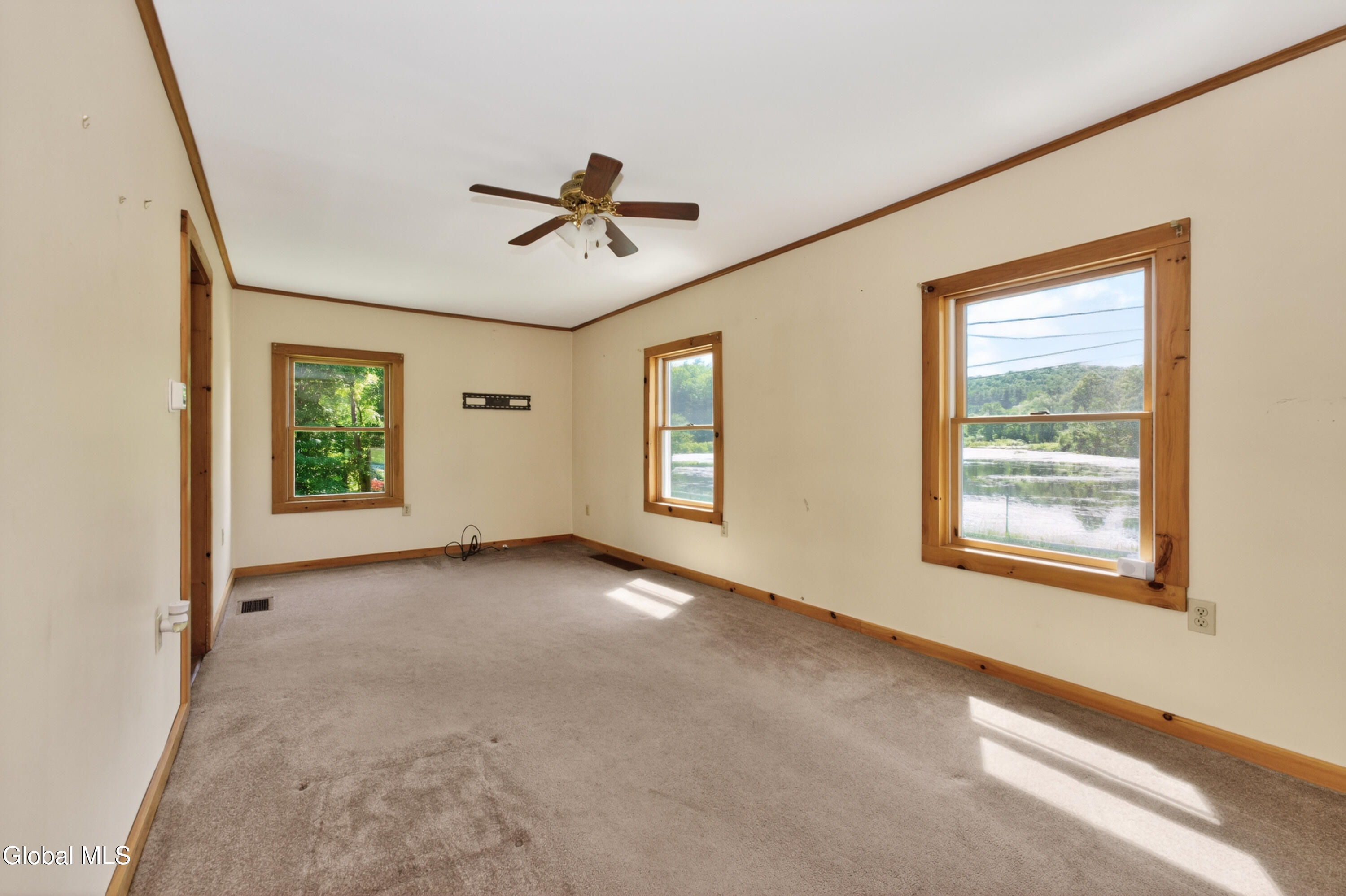 652 County Route 49 Cossayuna NY 12823