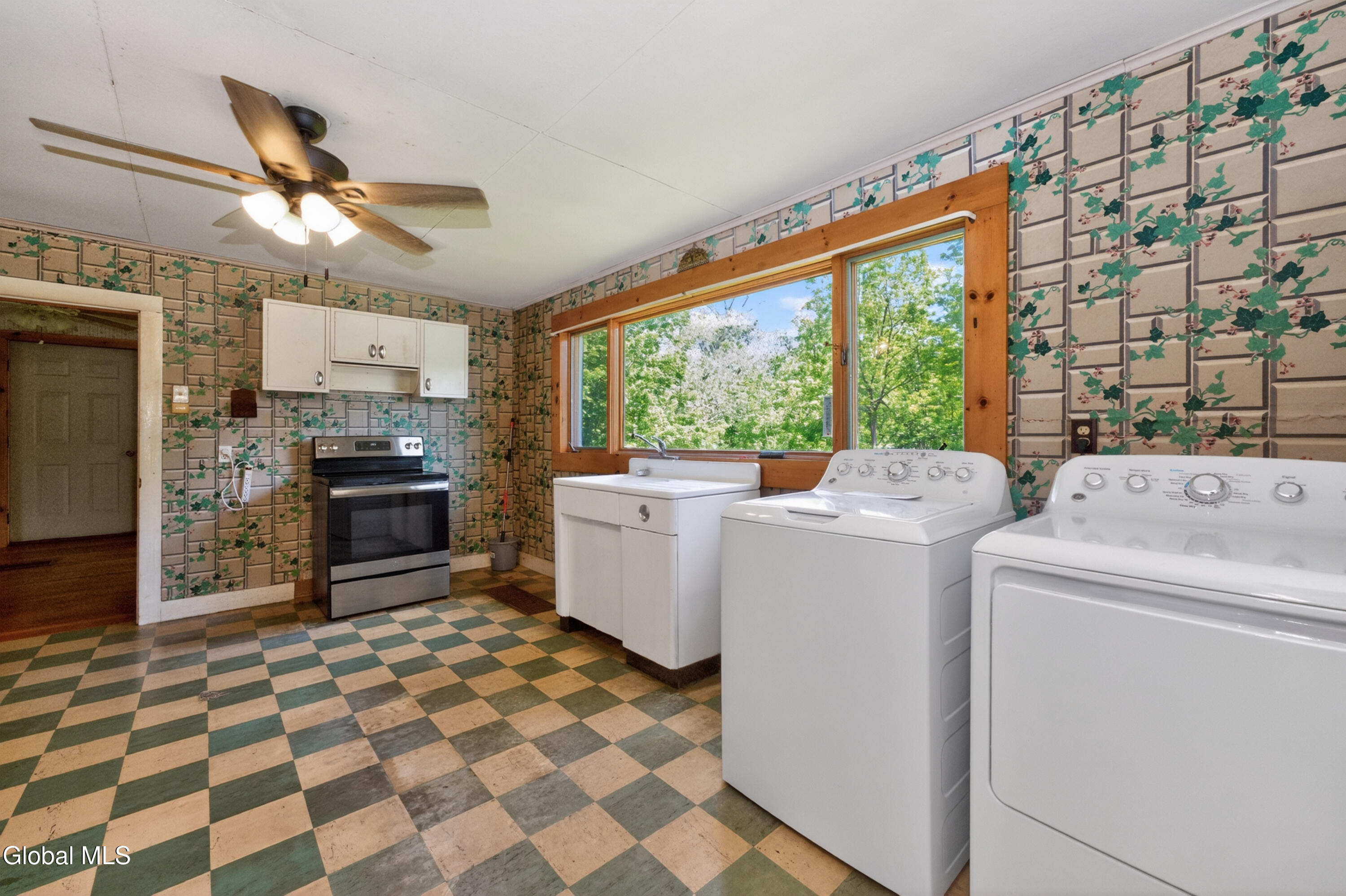 652 County Route 49 Cossayuna NY 12823