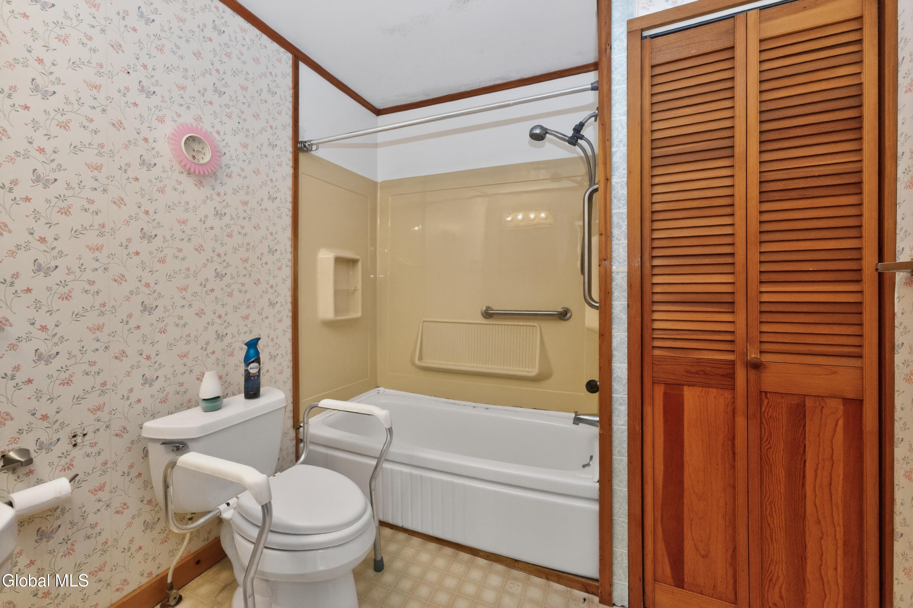 652 County Route 49 Cossayuna NY 12823