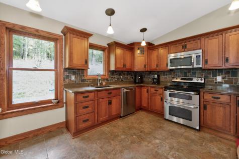5 Mohameds Farm Way Wynantskill NY 12198